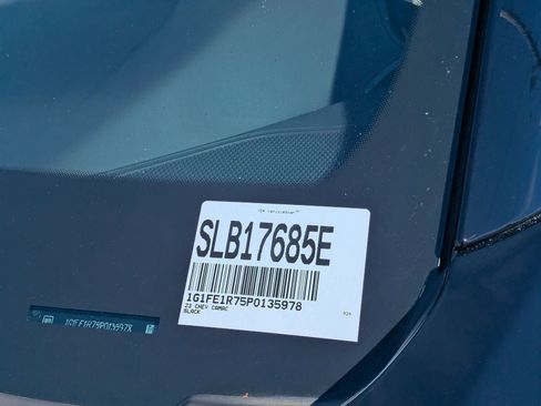 Used 2023 Chevrolet Camaro SS image 29