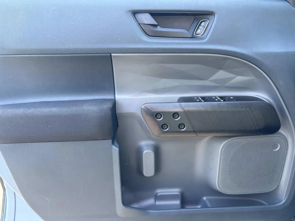 Used 2022 Ford Maverick XL FWD image 23
