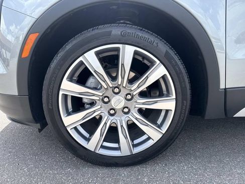 Used 2023 Cadillac XT4 Premium Luxury w/ Technology Package AWD/4WD image 11