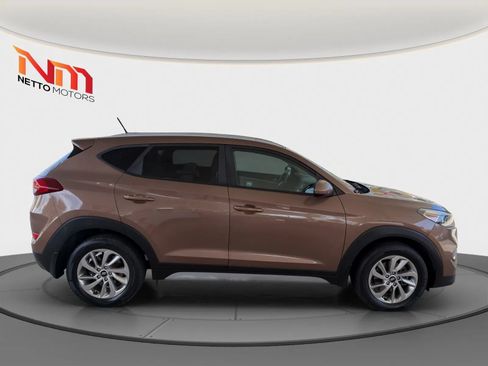 Used 2017 Hyundai Tucson SE w/ SE Popular Package 02 FWD image 6