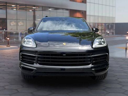 Used 2020 Porsche Cayenne S AWD/4WD image 2