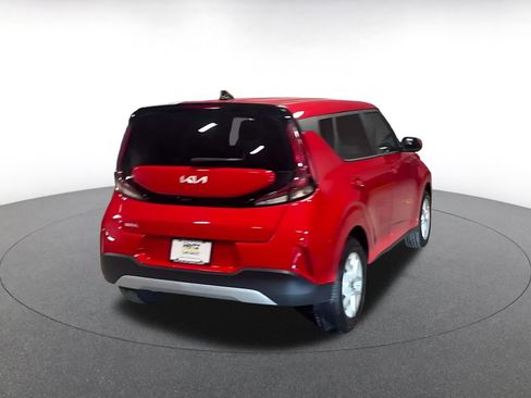 Used 2025 Kia Soul LX w/ LX Technology Package image 14