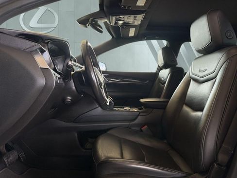 Used 2022 Cadillac XT5 Premium Luxury FWD image 7