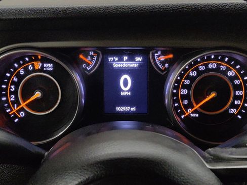 Used 2018 Jeep Wrangler Unlimited Sport S AWD/4WD image 23