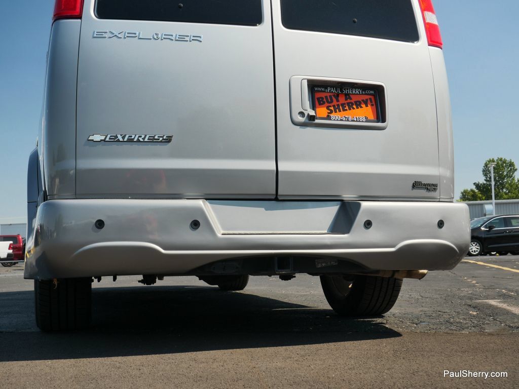 Used 2021 Chevrolet Express 2500 LS w/ Enhanced Convenience Package RWD image 16