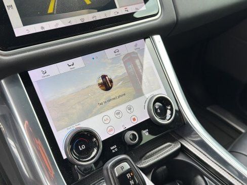 Used 2019 Land Rover Range Rover Sport Supercharged AWD/4WD image 25