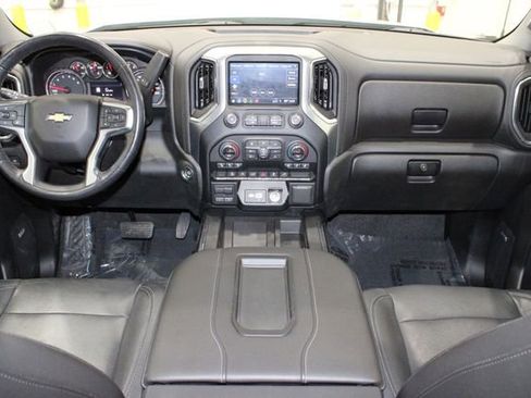 Used 2019 Chevrolet Silverado 1500 LTZ image 31