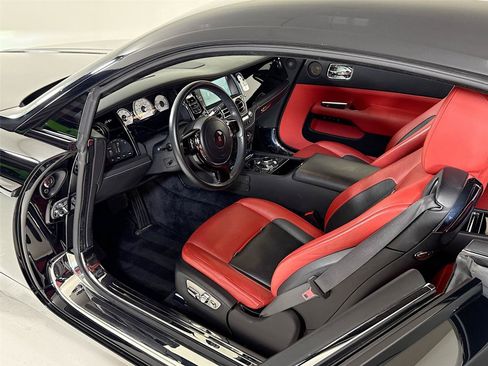 Used 2017 Rolls-Royce Wraith RWD image 12