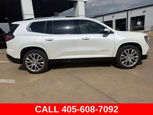 Used 2025 GMC Acadia Denali w/ Super Cruise Package AWD/4WD image 2