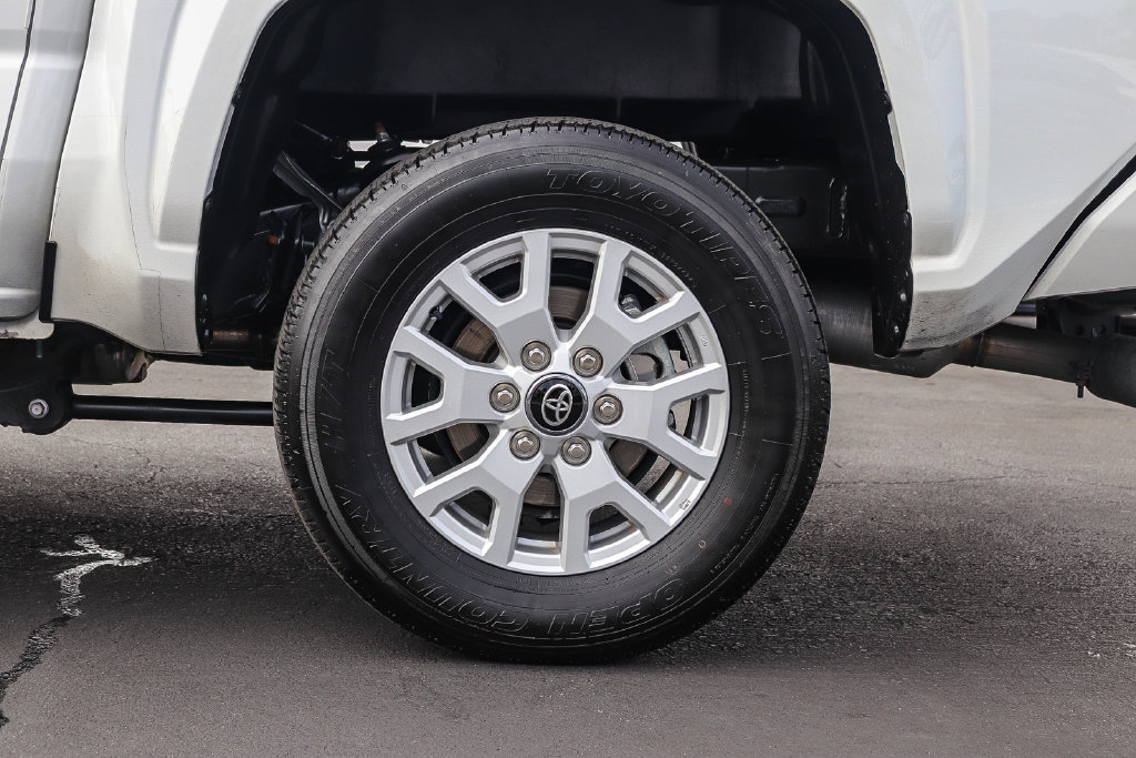 Used 2025 Toyota Tacoma SR5 RWD image 13