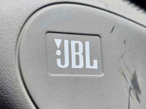 Used 2020 Toyota Camry XSE image 11