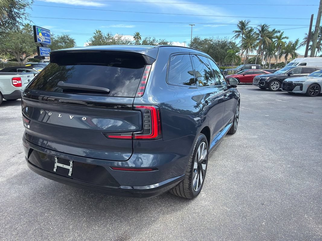 Used 2025 Volvo EX90 Ultra AWD/4WD image 5