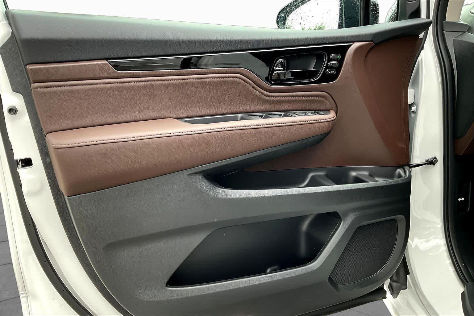 New 2027 Honda Odyssey Elite image 10