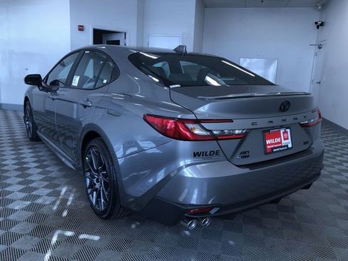 New 2026 Toyota Camry SE image 12