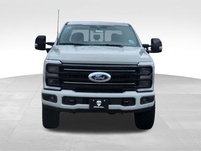 New 2026 Ford F350 Platinum w/ Tremor Off-Road Package