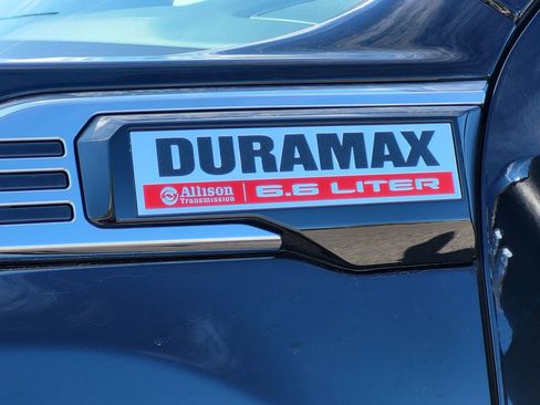 New 2025 GMC Sierra 3500 Denali w/ Denali Reserve Package image 3