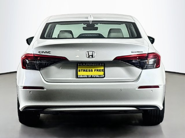 Used 2023 Honda Civic Touring image 6