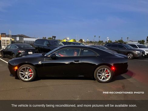 Used 2024 Dodge Charger R/T Scat Pack w/ Plus Group AWD/4WD image 2