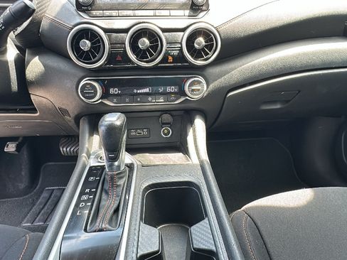 Used 2023 Nissan Sentra SR w/ Trunk Package FWD image 21
