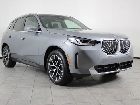 New 2026 BMW X3 xDrive30 w/ Premium Package image 7