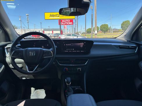 Used 2025 Buick Encore GX Preferred FWD image 32
