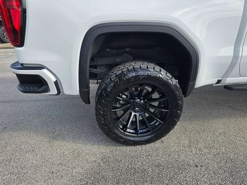 Used 2025 GMC Sierra 1500 AT4 w/ AT4 Premium Package image 14