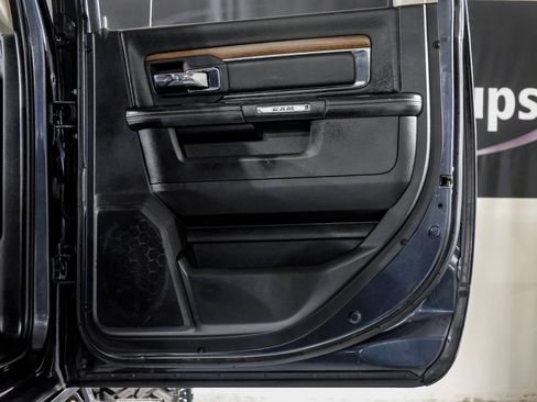Used 2018 RAM 3500 Laramie w/ Protection Group AWD/4WD image 37