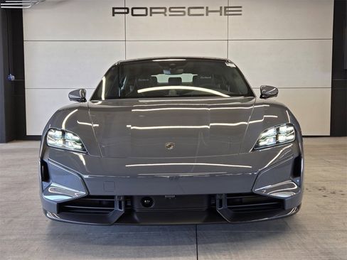 Used 2025 Porsche Taycan Turbo S image 28