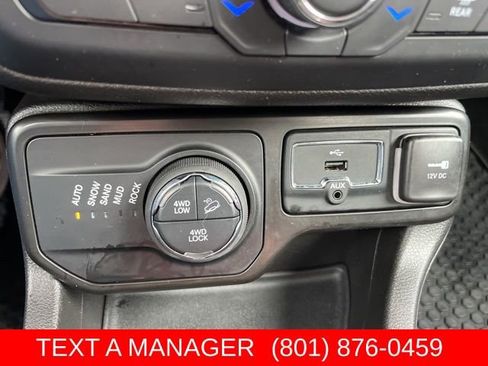 Used 2022 Jeep Renegade Trailhawk w/ Trailer Tow Group AWD/4WD image 24