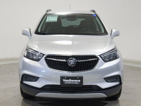 Used 2020 Buick Encore Preferred image 3