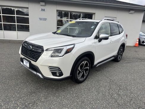 Used 2023 Subaru Forester Touring image 7