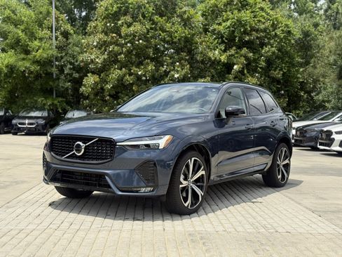 Used 2025 Volvo XC60 B5 Ultra w/ Protection Package Premier AWD/4WD image 2
