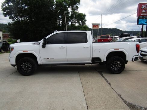 Used 2022 GMC Sierra 2500 AT4 w/ AT4 Premium Plus Package AWD/4WD image 4