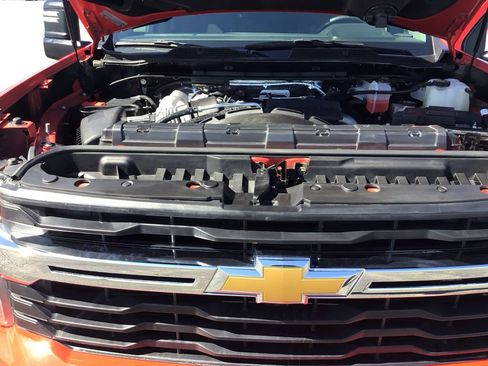 Used 2024 Chevrolet Silverado 2500 LT w/ All Star Edition AWD/4WD image 8