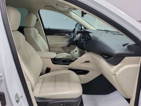 Used 2022 Buick Envision Essence w/ Safety Package FWD image 23