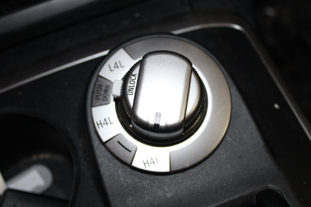 Used 2020 Toyota 4Runner Limited AWD/4WD image 34