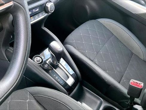 Certified 2020 Nissan Kicks SV image 16