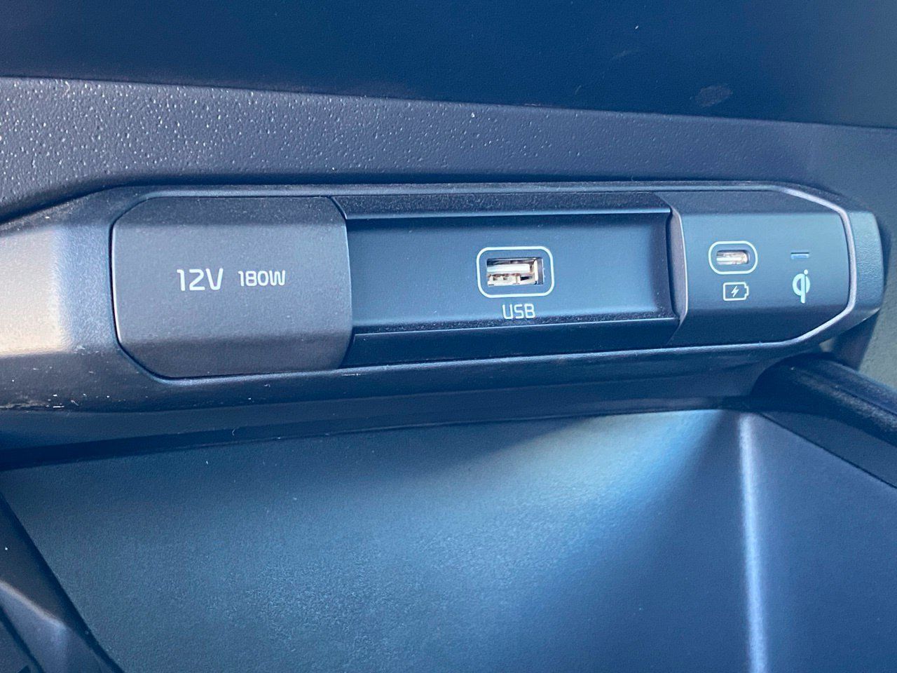 New 2026 Kia Niro EX FWD image 19