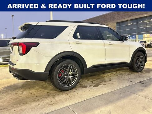 New 2026 Ford Explorer ST image 38