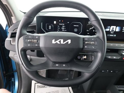Used 2024 Kia EV9 Land image 14