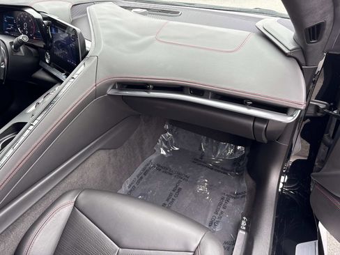 Used 2020 Chevrolet Corvette Stingray Premium Cpe w/ 3LT Preferred Equipment Group image 19