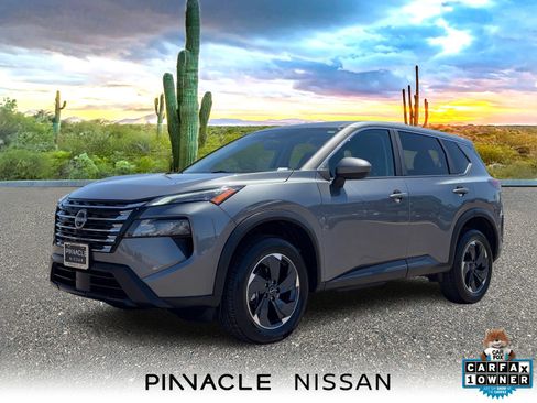 Certified 2025 Nissan Rogue SV image 1