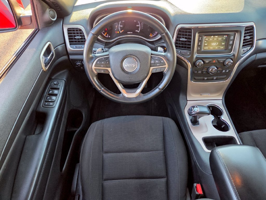 Used 2015 Jeep Grand Cherokee Laredo AWD/4WD image 16