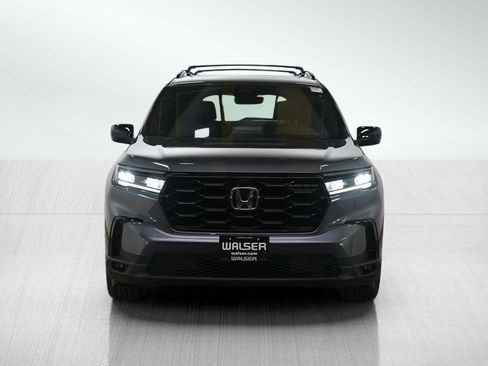 Used 2025 Honda Pilot Black Edition image 8