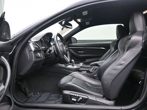 Used 2019 BMW M4 Coupe image 12