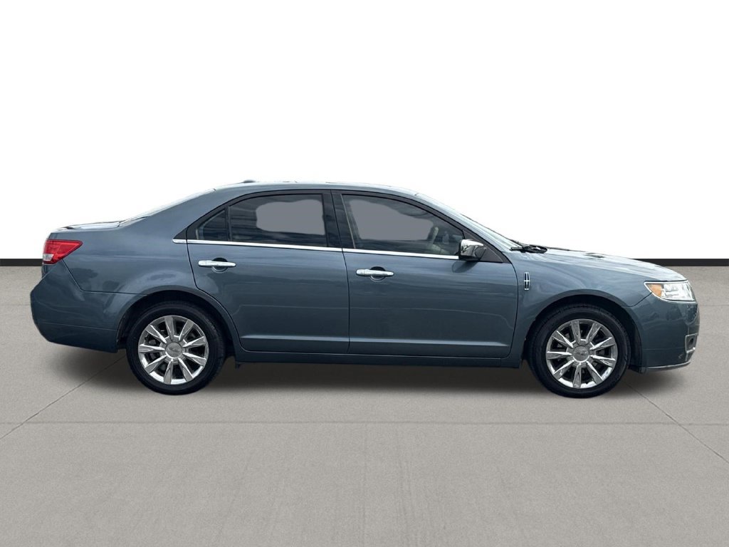Used 2012 Lincoln MKZ FWD image 4