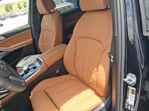 New 2027 BMW X7 xDrive40i w/ Executive Package AWD/4WD image 14