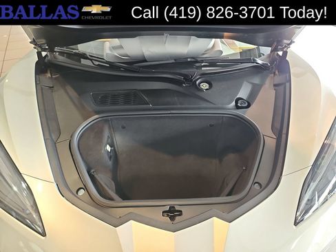 Certified 2021 Chevrolet Corvette Stingray Premium Conv w/ Z51 Performance Package RWD image 33