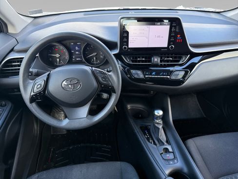 Used 2021 Toyota C-HR LE image 11