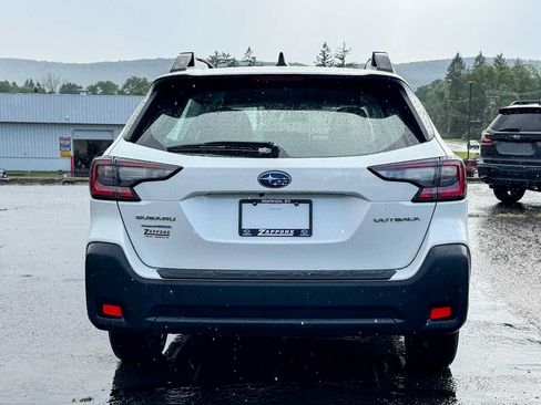 Certified 2024 Subaru Outback AWD/4WD image 4